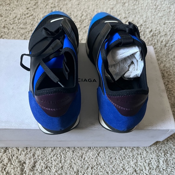 Brand new balenciaga runner sneakers.Dustbag.Box too,just dirty(bought as is) - Picture 5 of 5